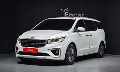 Kia Canival · 2019 год