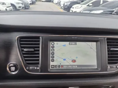 Kia Canival 2018, 257186 км, за 6500000 KRW - фото 9