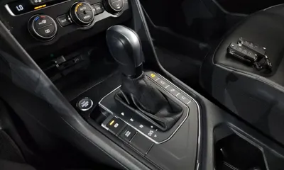 Volkswagen Tiguan 2020, 51950 км, за 24500000 KRW - фото 9
