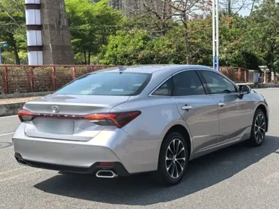 Toyota Avalon 2023, 83900 км, за 105100 CNY - фото 7