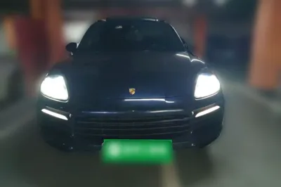 Porsche Cayenne E-Hybrid 2022, 109800 км, за 369145.16 CNY - фото 2