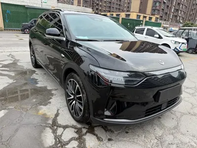 Leapmotor Leapmotor C11 2022, 100000 км, за 85800 CNY