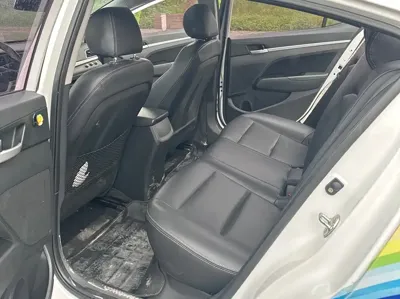 Hyundai Elantra 2019, 80000 км, за 36800 CNY - фото 8