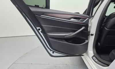 BMW 5-Series 2017, 102851 км, за 21900000 KRW - фото 25