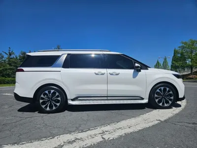 Kia Canival 2022, 104921 км, за 26900000 KRW