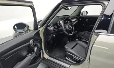 MINI Cooper 2019, 55386 км, за 17000000 KRW - фото 11