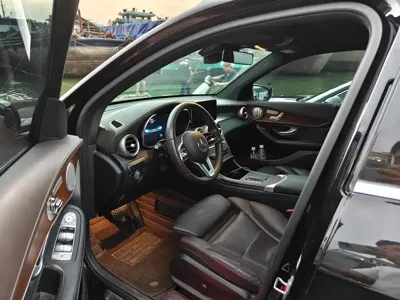 Mercedes-Benz GLC 2019, 113000 км, за 151800 CNY