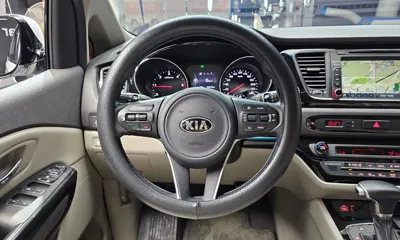 Kia Canival 2017, 75123 км, за 13800000 KRW - фото 13