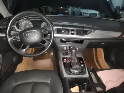 Audi A6L 2018, 47800 км, за 126600 CNY - фото 13