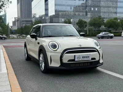 MINI MINI 2022, 22000 км, за 138000 CNY
