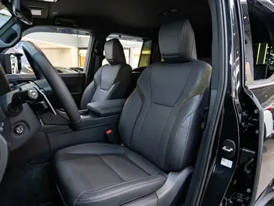 Lexus GX 2025, 15500 км, за 727600 CNY - фото 11