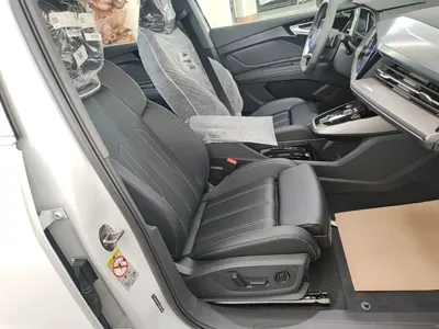 Audi Q4 e-tron 2026, 100 км, за 160000 CNY - фото 25