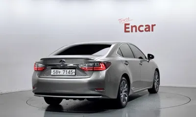 Lexus ES 2018, 51434 км, за 26900000 KRW