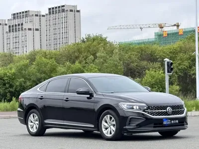 Volkswagen Passat 2022, 65000 км, за 119900 CNY - фото 3