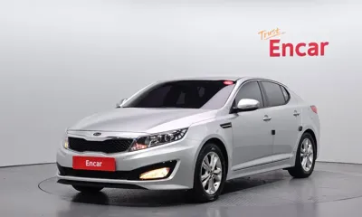 Kia K5 · 2012 год