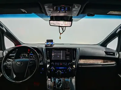 Toyota Vellfire 2022, 38000 км, за 598000 CNY - фото 13