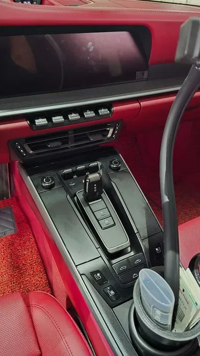 Porsche 911 2024, 27000 км, за 175000000 KRW - фото 6
