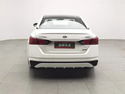 Nissan Teana 2022, 22300 км, за 71800 CNY