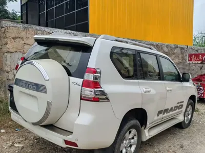 Toyota Prado (Import) 2015, 120000 км, за 150000 CNY