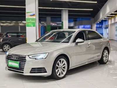 Audi A4L · 2017 год