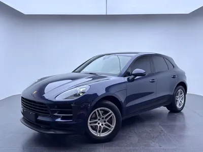 Porsche Macan · 2021 год