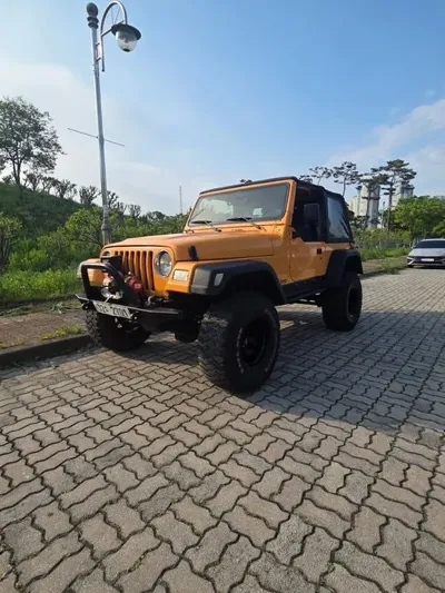 Jeep Wrangler 1997, 130000 км, за 17000000 KRW - фото 1