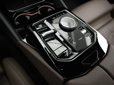 BMW 5-Series 2025, 14618 км, за 62000000 KRW - фото 9
