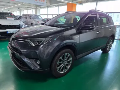 Toyota RAV4 2018, 140448 км, за 20800000 KRW