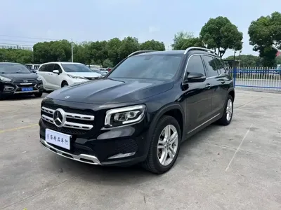 Mercedes-Benz GLB · 2023 год