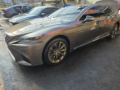 Lexus LS · 2018 год