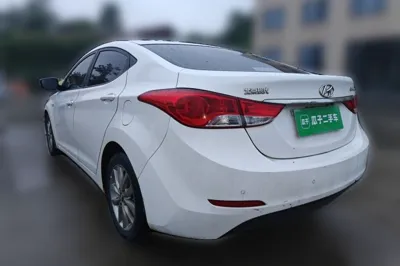 Hyundai Elantra (5th Generation 2015, 108600 км, за 28306.74 CNY