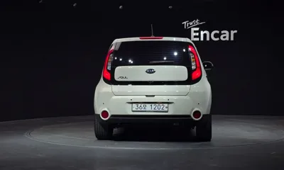 Kia Soul 2015, 169246 км, за 6800000 KRW