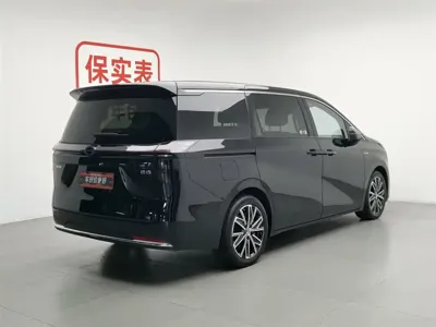 GAC Motor 传祺E8 PHEV 2024, 59800 км, за 132900 CNY
