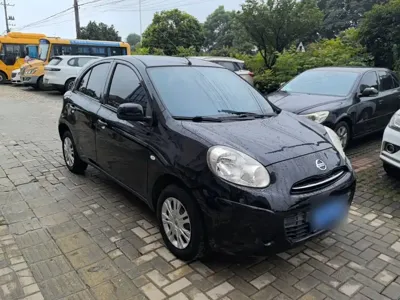 Nissan March 2016, 124800 км, за 21300 CNY