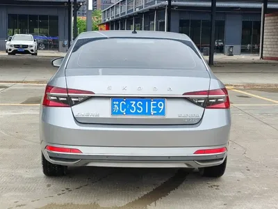 Skoda Superb 2020, 120000 км, за 52000 CNY