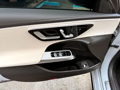 Mercedes-Benz E-Class 2026, 1600 км, за 42760000 KRW - фото 8