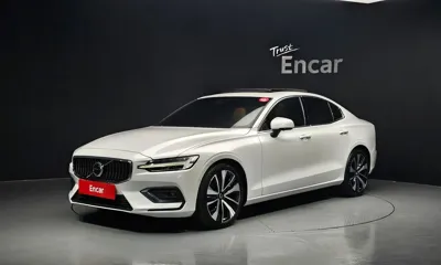 Volvo S60 · 2024 год