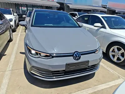 Volkswagen Golf 2021, 35100 км, за 81300 CNY - фото 3