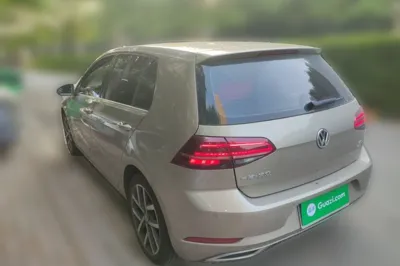 Volkswagen Golf 2018, 118200 км, за 56579.5 CNY
