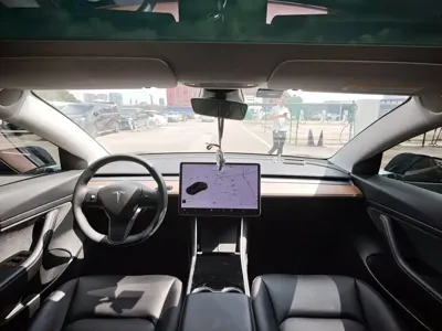 Tesla Model 3 2020, 58000 км, за 106000 CNY - фото 9