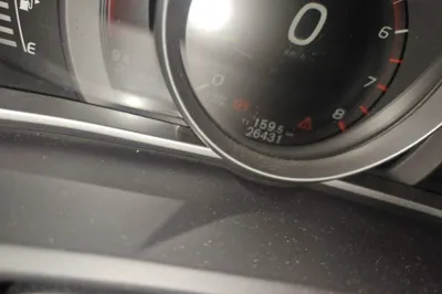 Volvo V40 2017, 26400 км, за 54329.37 CNY - фото 9