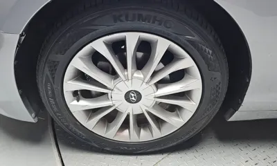 Hyundai Sonata 2015, 121091 км, за 7500000 KRW - фото 5