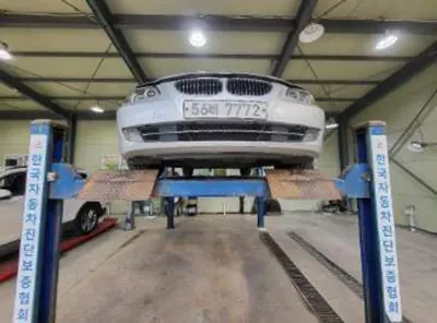 BMW 5-Series · 2009 год
