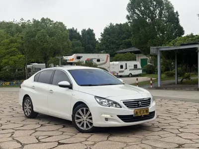 Peugeot 408 2016, 108000 км, за 22799 CNY