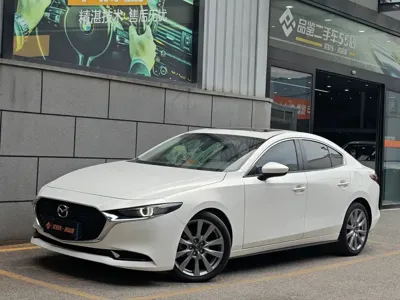 Mazda 3 Axela · 2020 год
