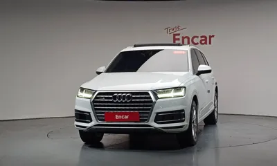 Audi Q7 2019, 79962 км, за 30500000 KRW