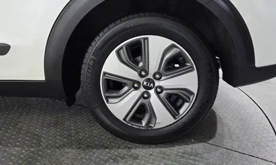 Kia Niro 2018, 64336 км, за 15900000 KRW - фото 21