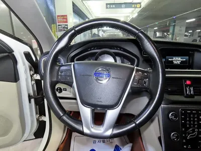 Volvo V40 2016, 187373 км, за 7400000 KRW - фото 8