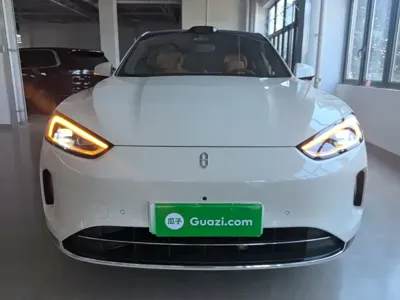 AITO 问界 AITO M5 2025, 15900 км, за 178900 CNY