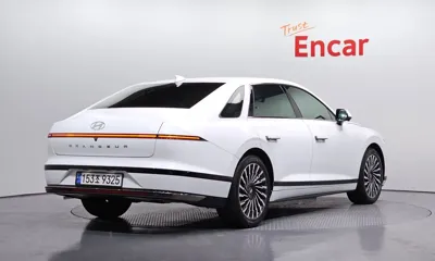 Hyundai Grandeur 2024, 26379 км, за 42500000 KRW
